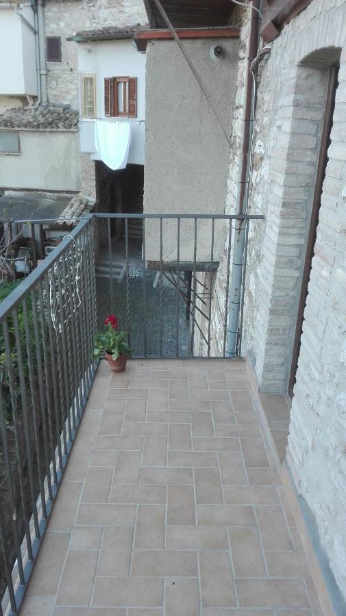 Casa Del Frate Lägenhet Assisi Exteriör bild