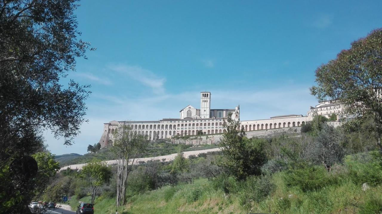 Casa Del Frate Lägenhet Assisi Exteriör bild